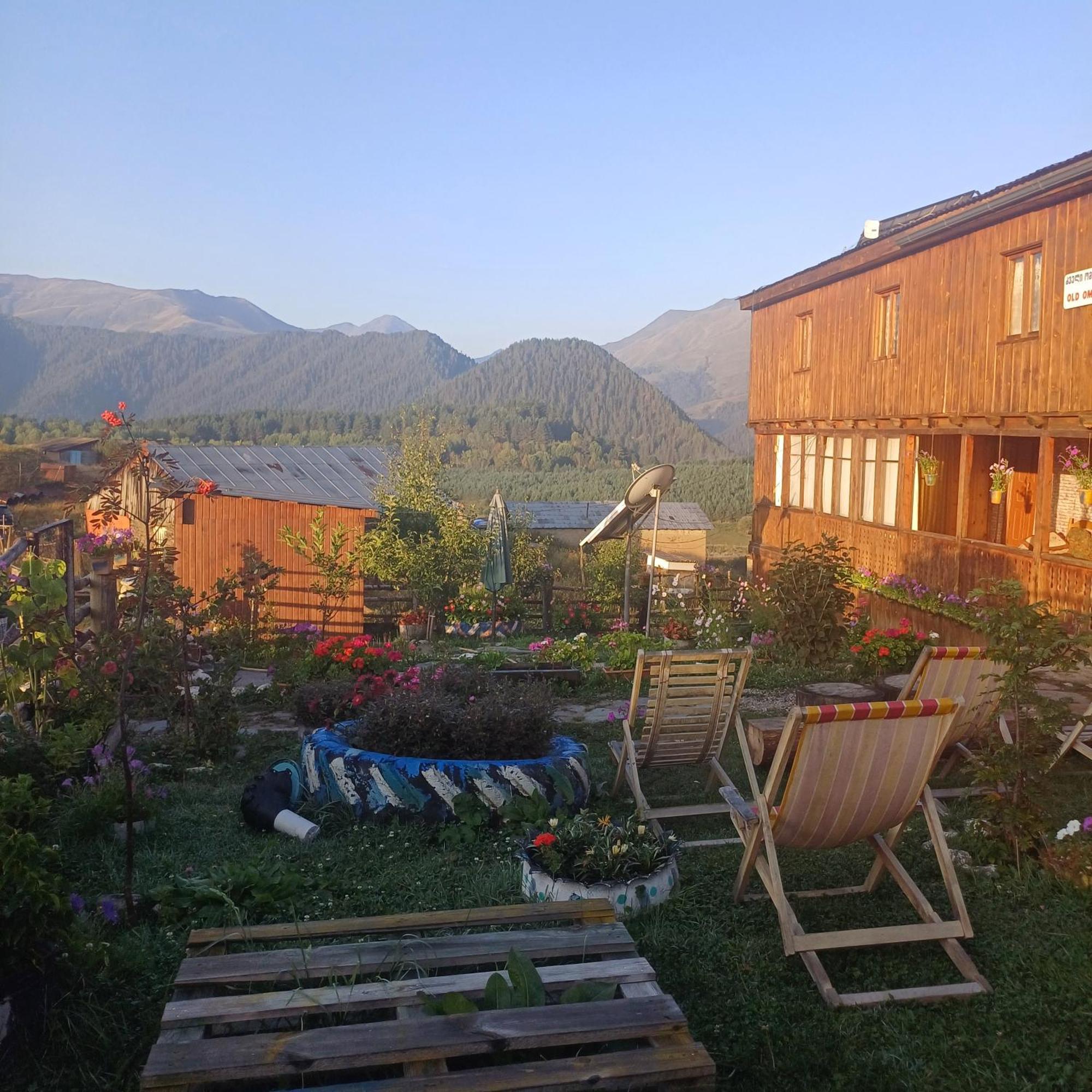 Guest House Old Omalo 외부 사진